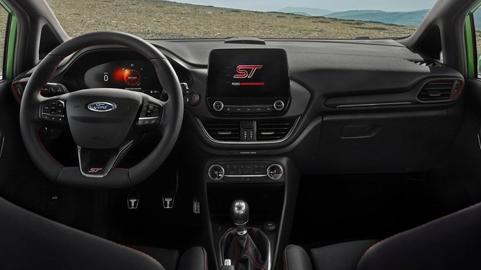 Ford Fiesta ST 2022 - interior