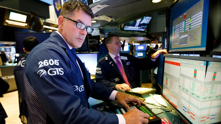 Wall Street abrió con tendencia negativa de nuevo y su situación no se recupera desde el feriado