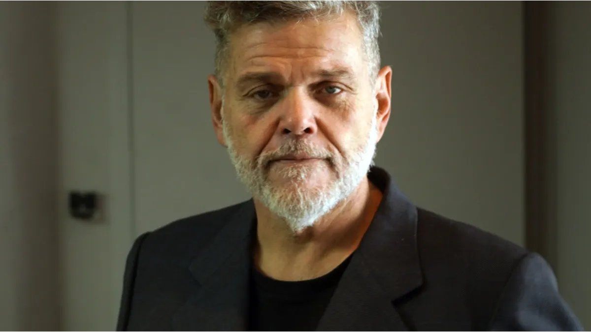 Alfredo Casero mejora favorablemente y continúa su recuperación tras la cirugía