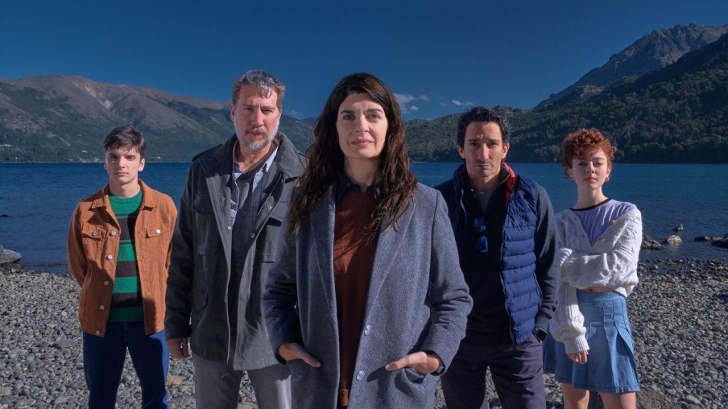 Llegó “Atrapados”, la nueve serie argentina de Netflix filmada en Bariloche