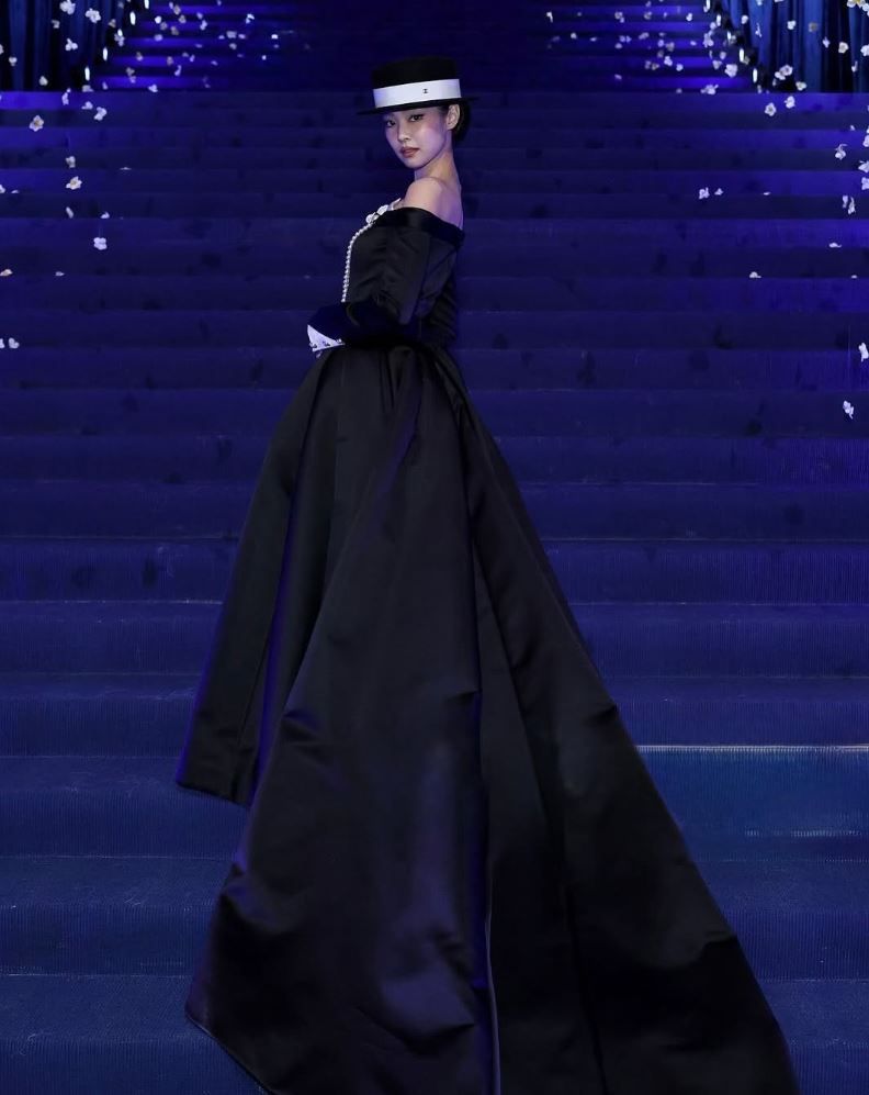 Jennie MET Gala 2025 look