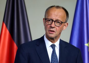 Israel bombardea Irán por nosotros: contundente declaración de Alemania