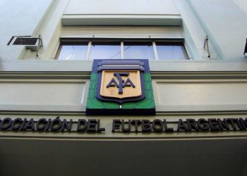 Escándalo en el fútbol: más de 30 allanamientos a clubes y la AFA por presunto lavado de dinero